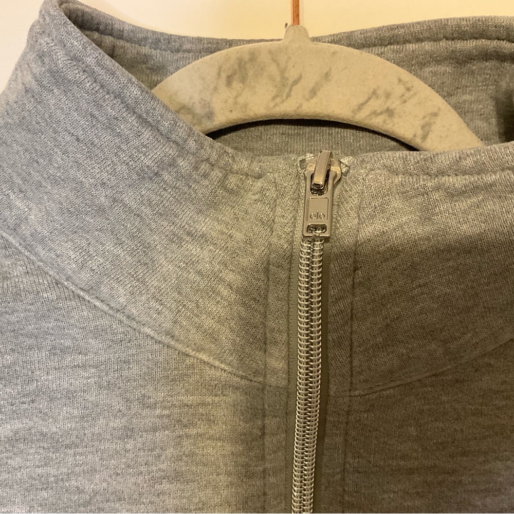 Alo Yoga Accolade 1/4 Zip Pullover Athletic Heather Grey S - Picture 6 of 13